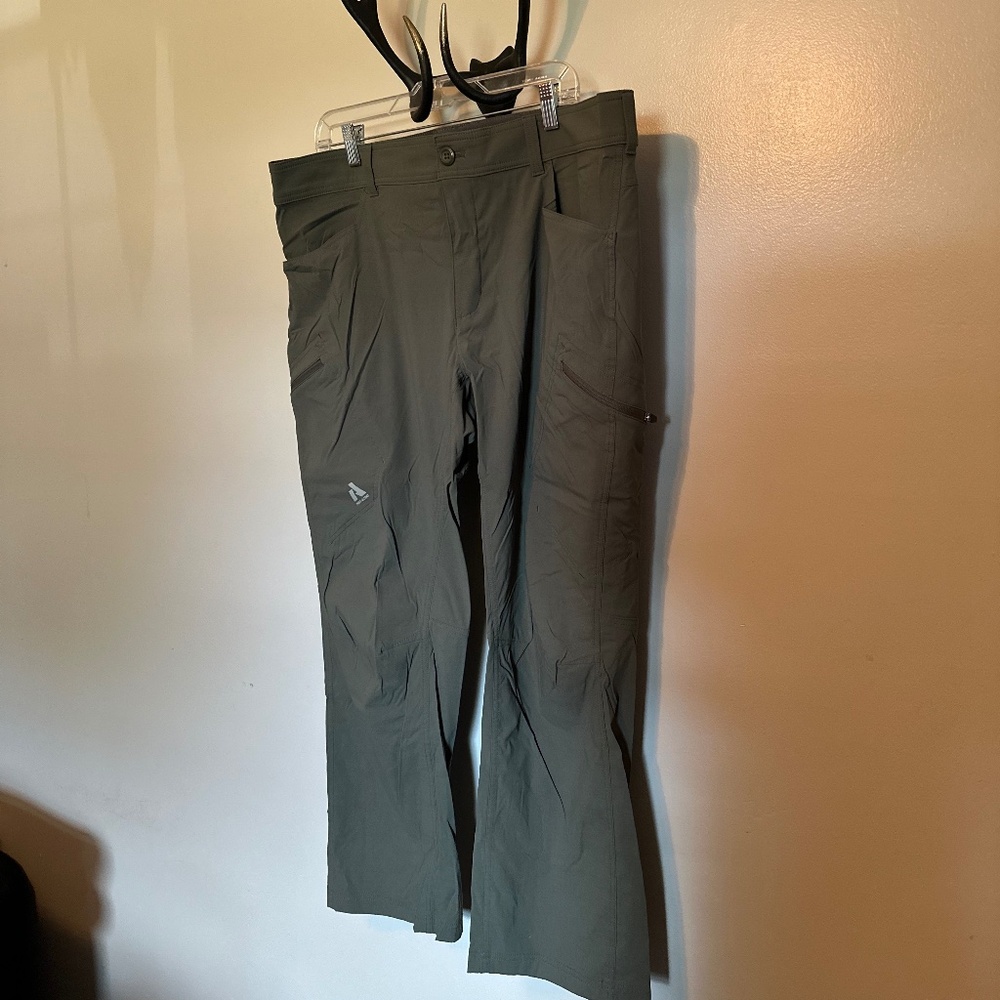 Eddie Bauer Guide Pro First Accent Pants 40x32